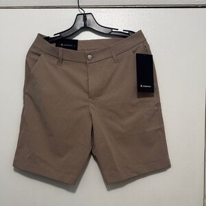 lululemon athletica Men's Brown Flat Front Shorts